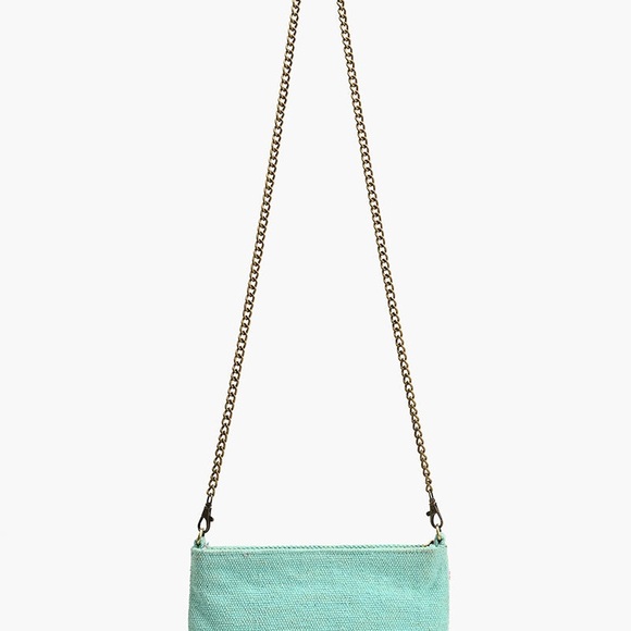 America & Beyond Citrus Blueberry Infusion Clutch - Picture 8 of 9